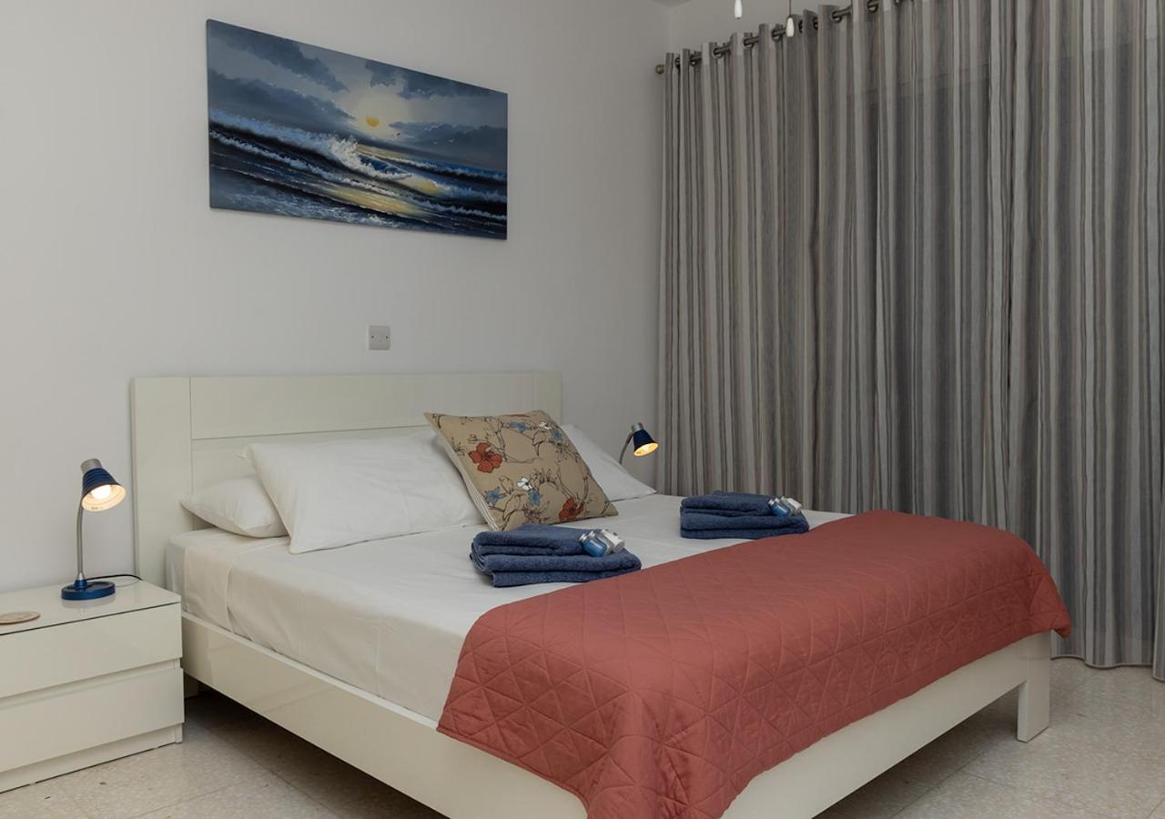 105 Kings Palace - Fabulous 2 Bed, 2 Bath, Large Patio With Garden - Sea Views Paphos Extérieur photo