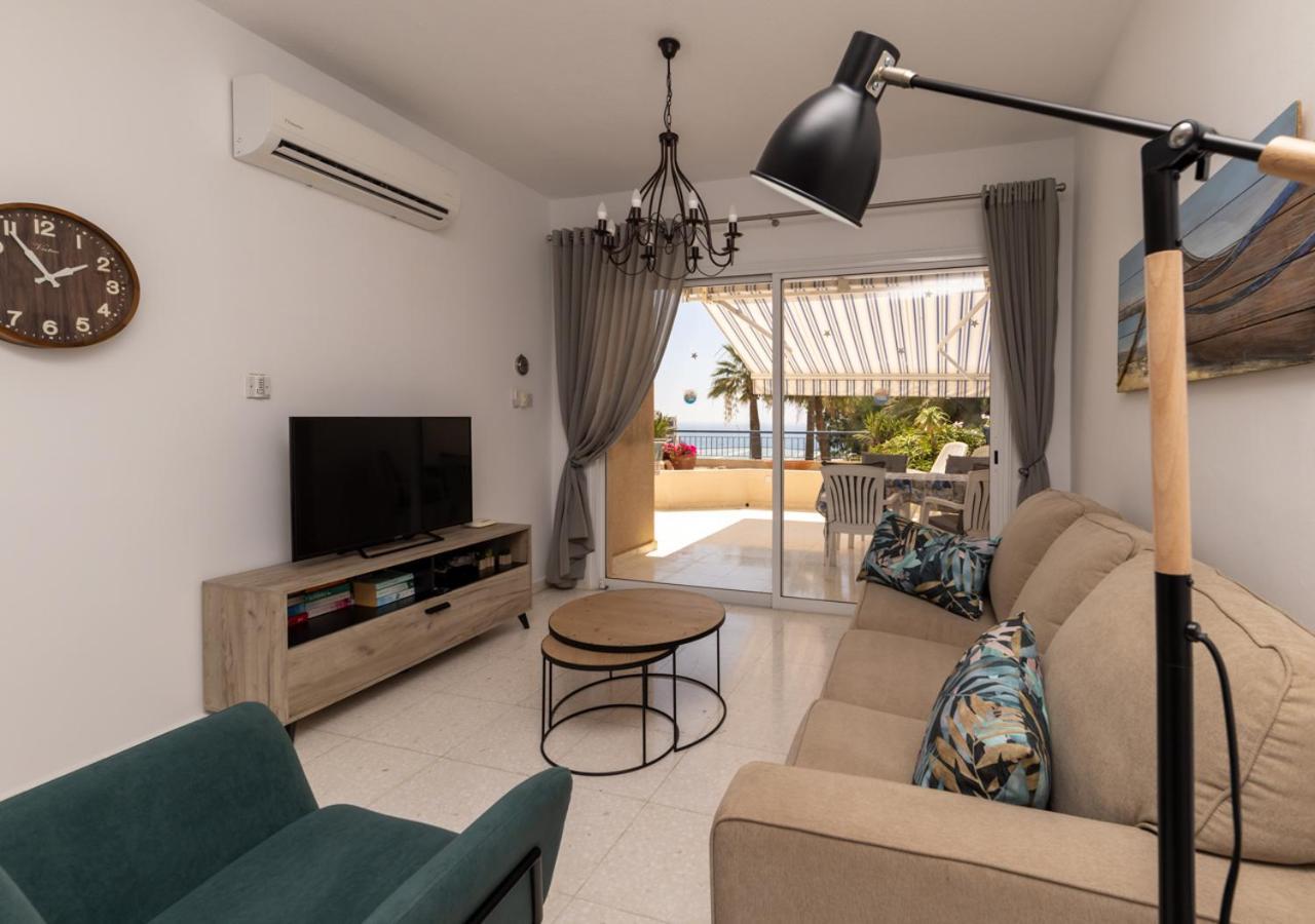 105 Kings Palace - Fabulous 2 Bed, 2 Bath, Large Patio With Garden - Sea Views Paphos Extérieur photo