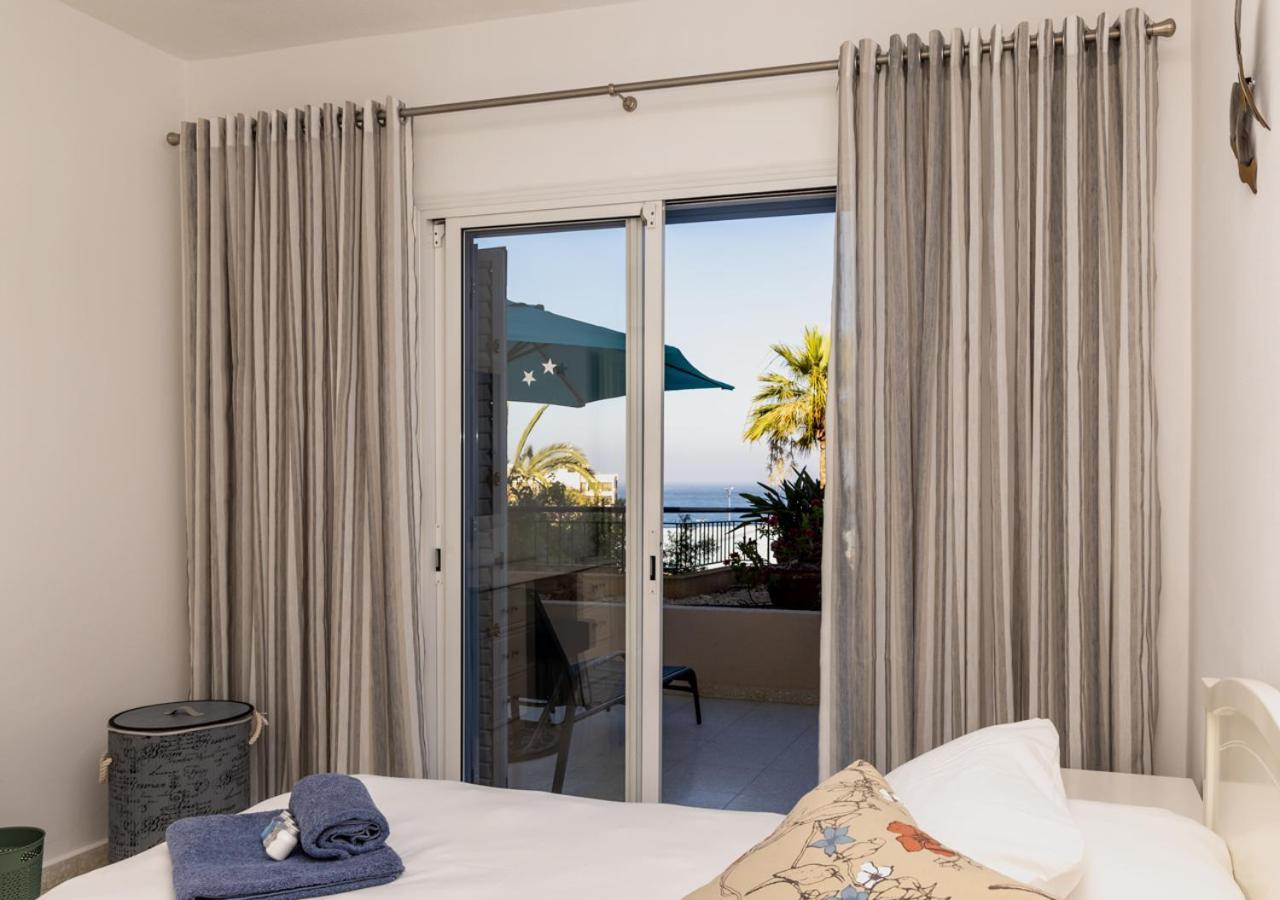 105 Kings Palace - Fabulous 2 Bed, 2 Bath, Large Patio With Garden - Sea Views Paphos Extérieur photo