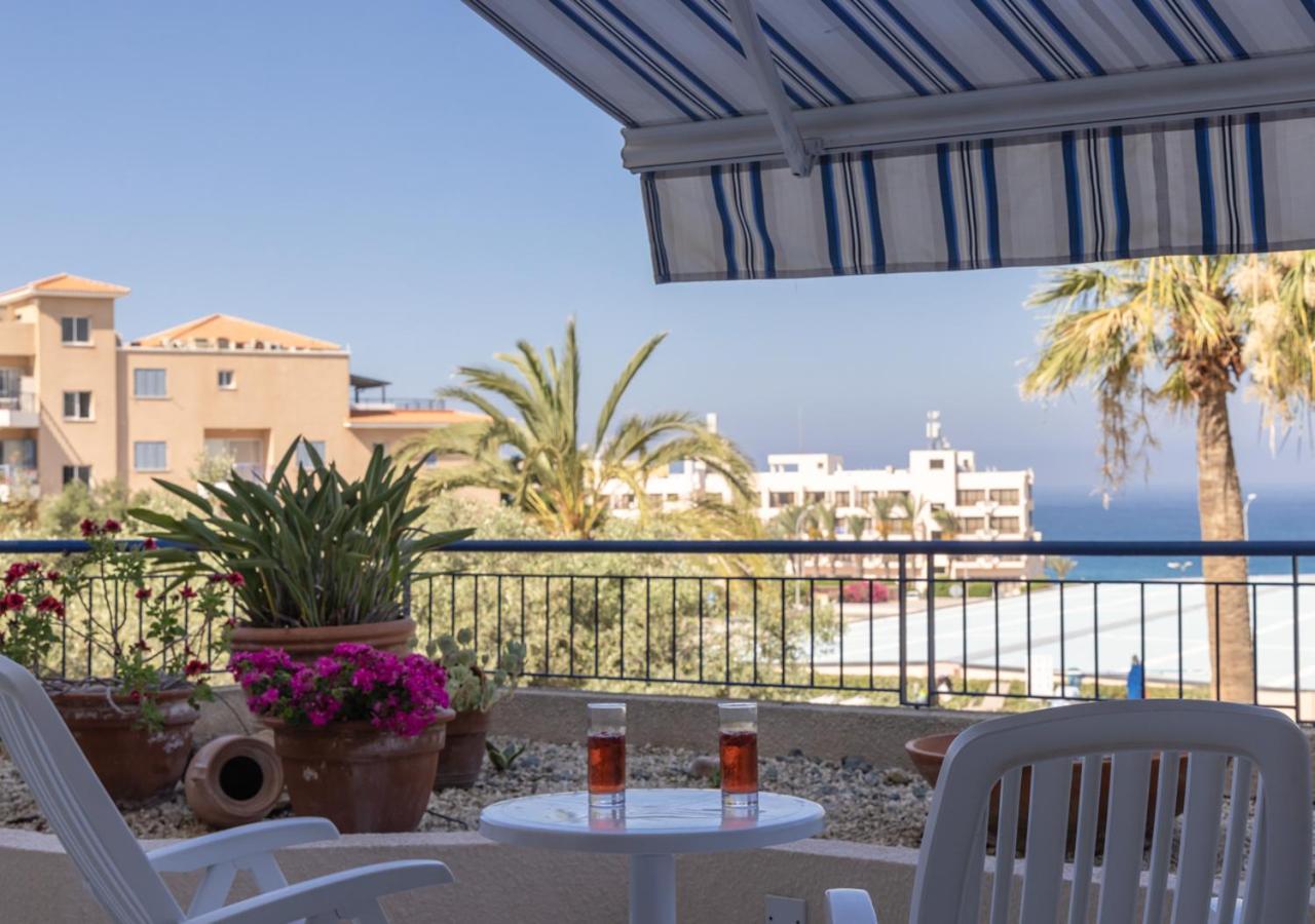 105 Kings Palace - Fabulous 2 Bed, 2 Bath, Large Patio With Garden - Sea Views Paphos Extérieur photo