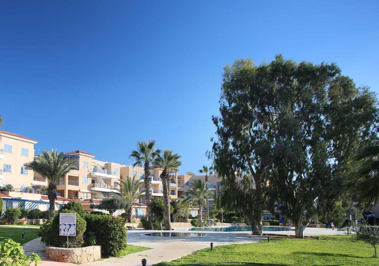 105 Kings Palace - Fabulous 2 Bed, 2 Bath, Large Patio With Garden - Sea Views Paphos Extérieur photo