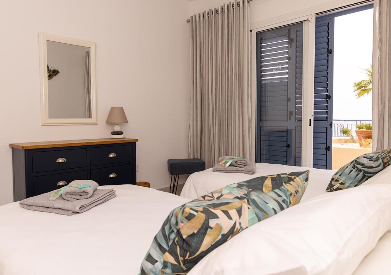 105 Kings Palace - Fabulous 2 Bed, 2 Bath, Large Patio With Garden - Sea Views Paphos Extérieur photo