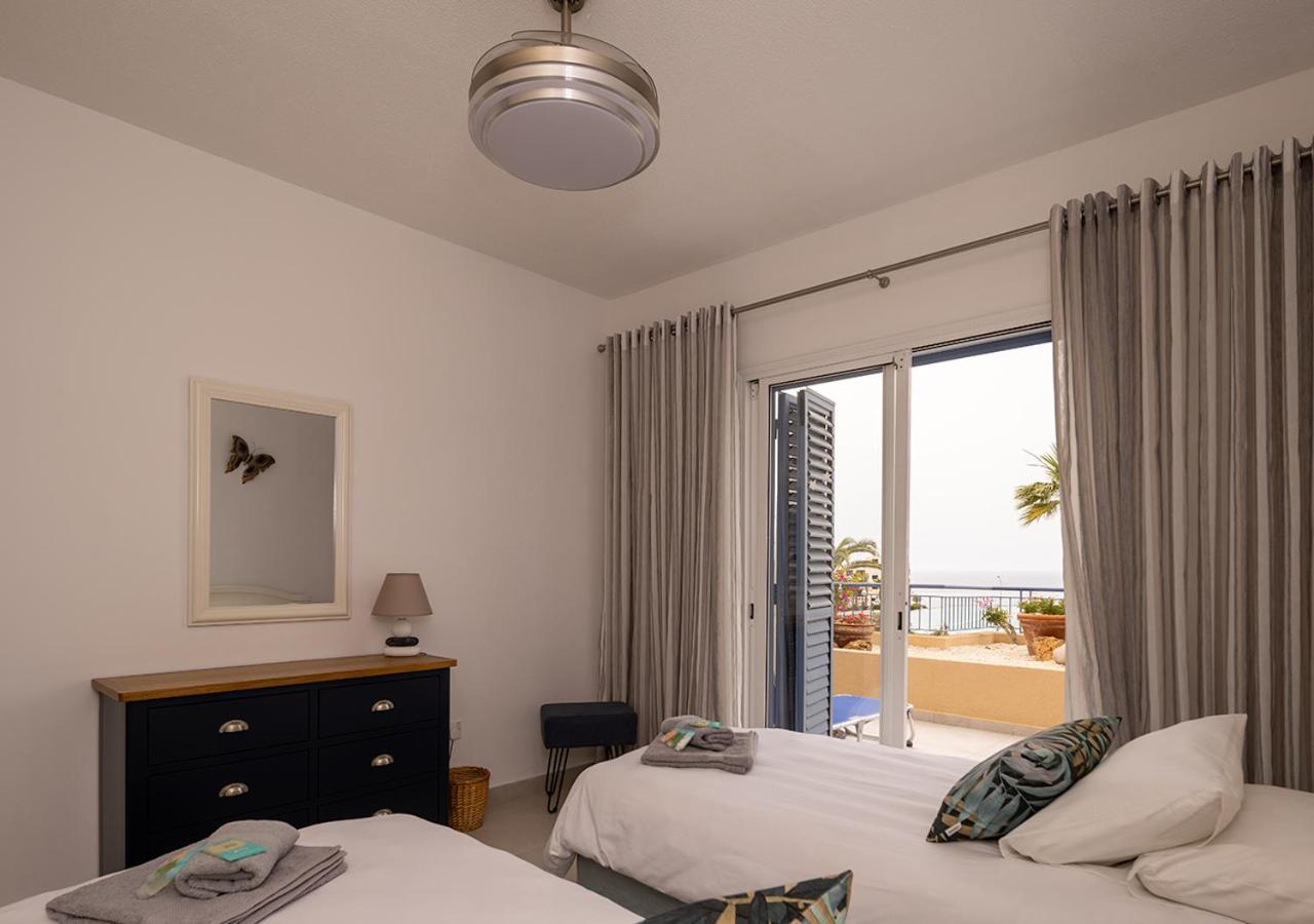 105 Kings Palace - Fabulous 2 Bed, 2 Bath, Large Patio With Garden - Sea Views Paphos Extérieur photo