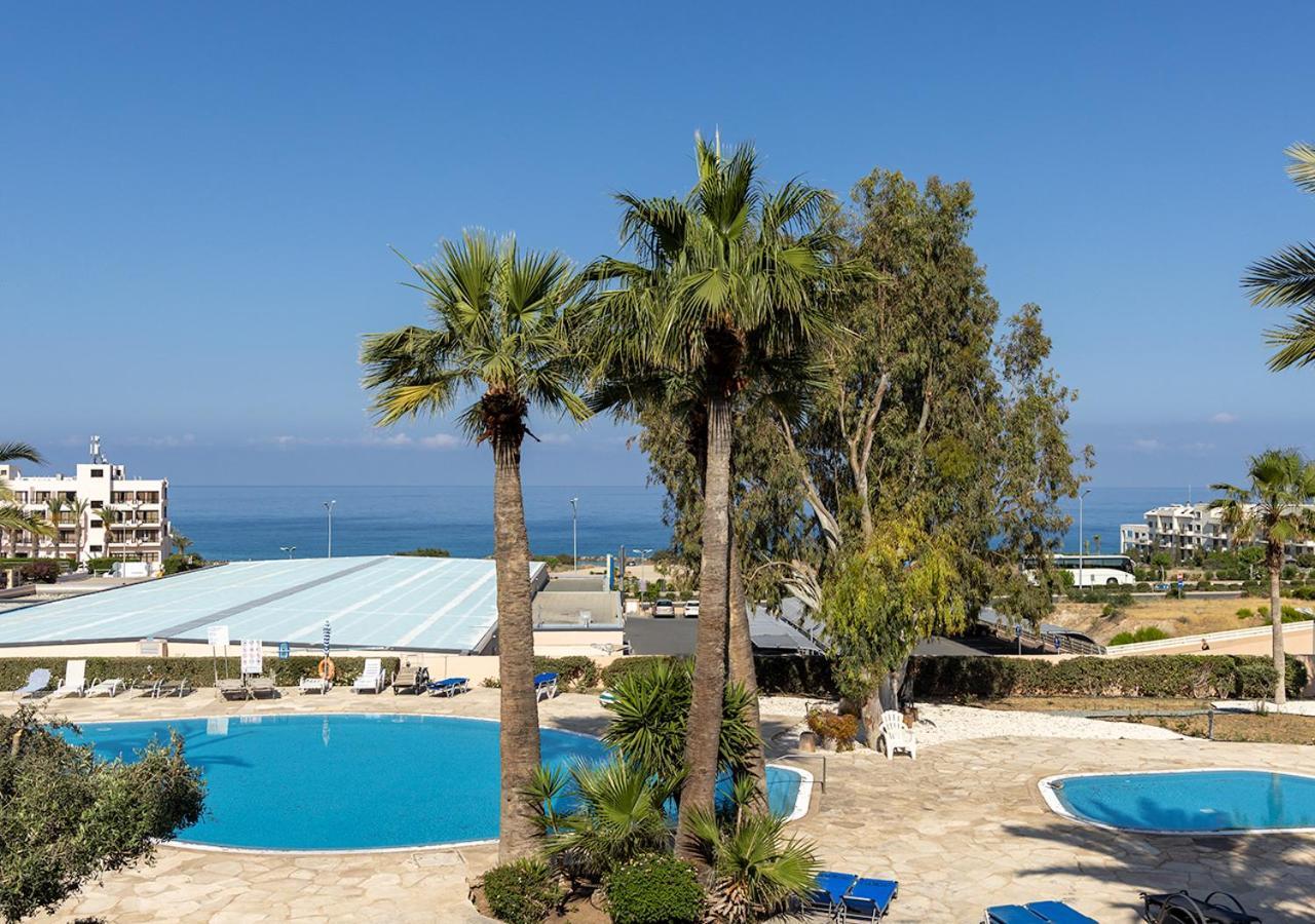 105 Kings Palace - Fabulous 2 Bed, 2 Bath, Large Patio With Garden - Sea Views Paphos Extérieur photo