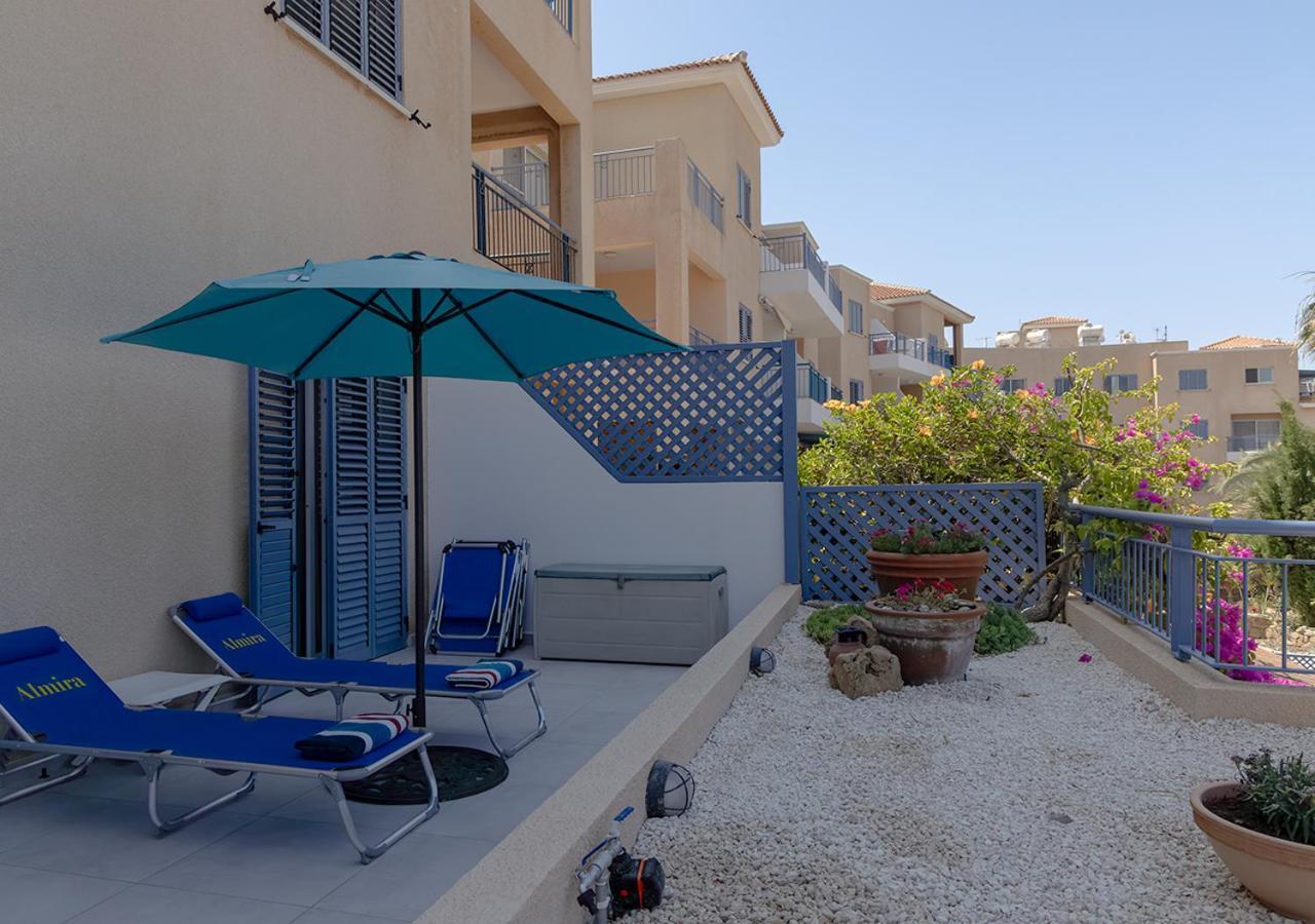 105 Kings Palace - Fabulous 2 Bed, 2 Bath, Large Patio With Garden - Sea Views Paphos Extérieur photo