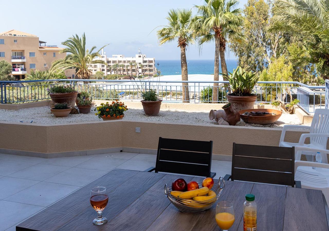 105 Kings Palace - Fabulous 2 Bed, 2 Bath, Large Patio With Garden - Sea Views Paphos Extérieur photo