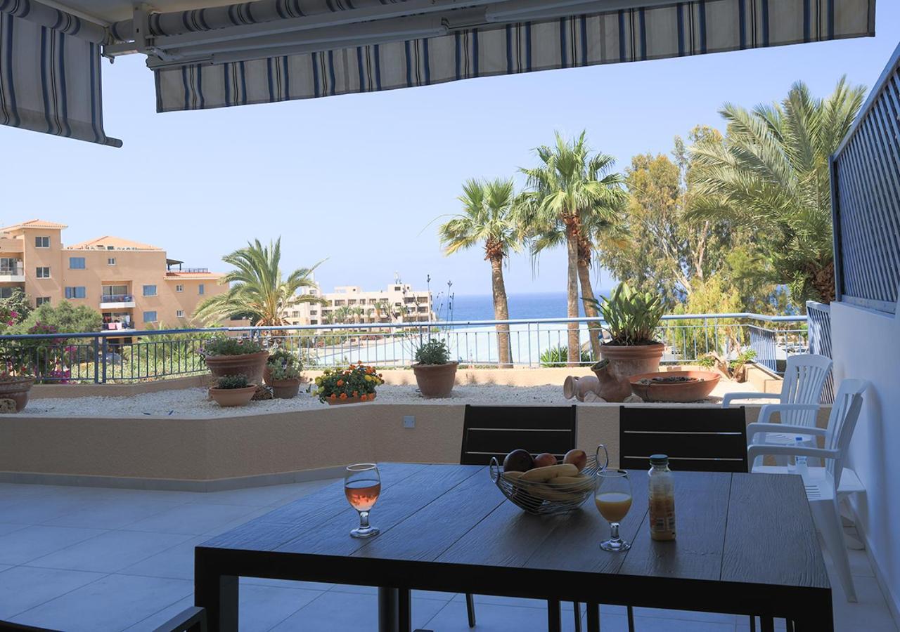 105 Kings Palace - Fabulous 2 Bed, 2 Bath, Large Patio With Garden - Sea Views Paphos Extérieur photo