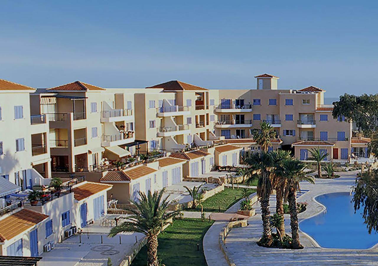 105 Kings Palace - Fabulous 2 Bed, 2 Bath, Large Patio With Garden - Sea Views Paphos Extérieur photo