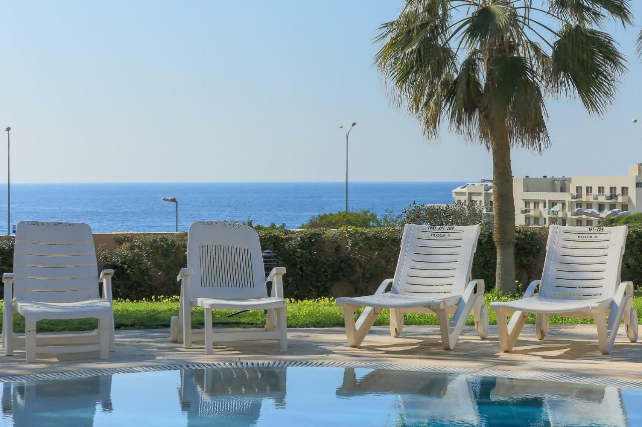 105 Kings Palace - Fabulous 2 Bed, 2 Bath, Large Patio With Garden - Sea Views Paphos Extérieur photo