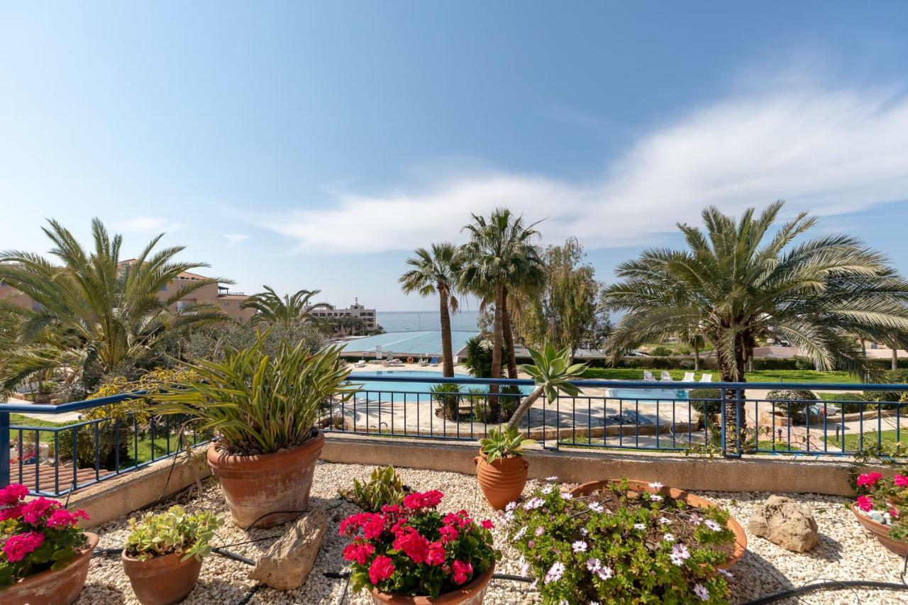 105 Kings Palace - Fabulous 2 Bed, 2 Bath, Large Patio With Garden - Sea Views Paphos Extérieur photo