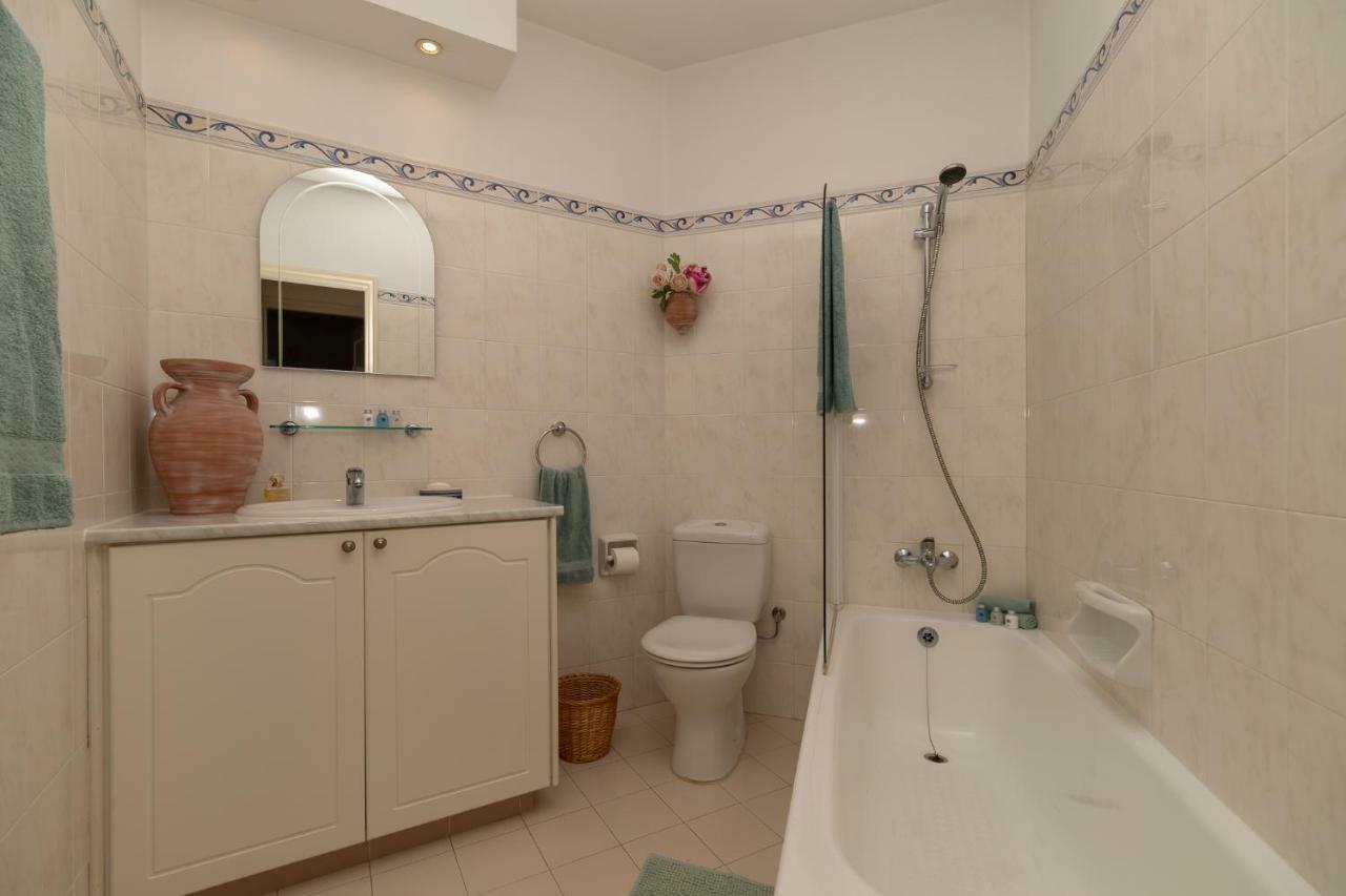 105 Kings Palace - Fabulous 2 Bed, 2 Bath, Large Patio With Garden - Sea Views Paphos Extérieur photo