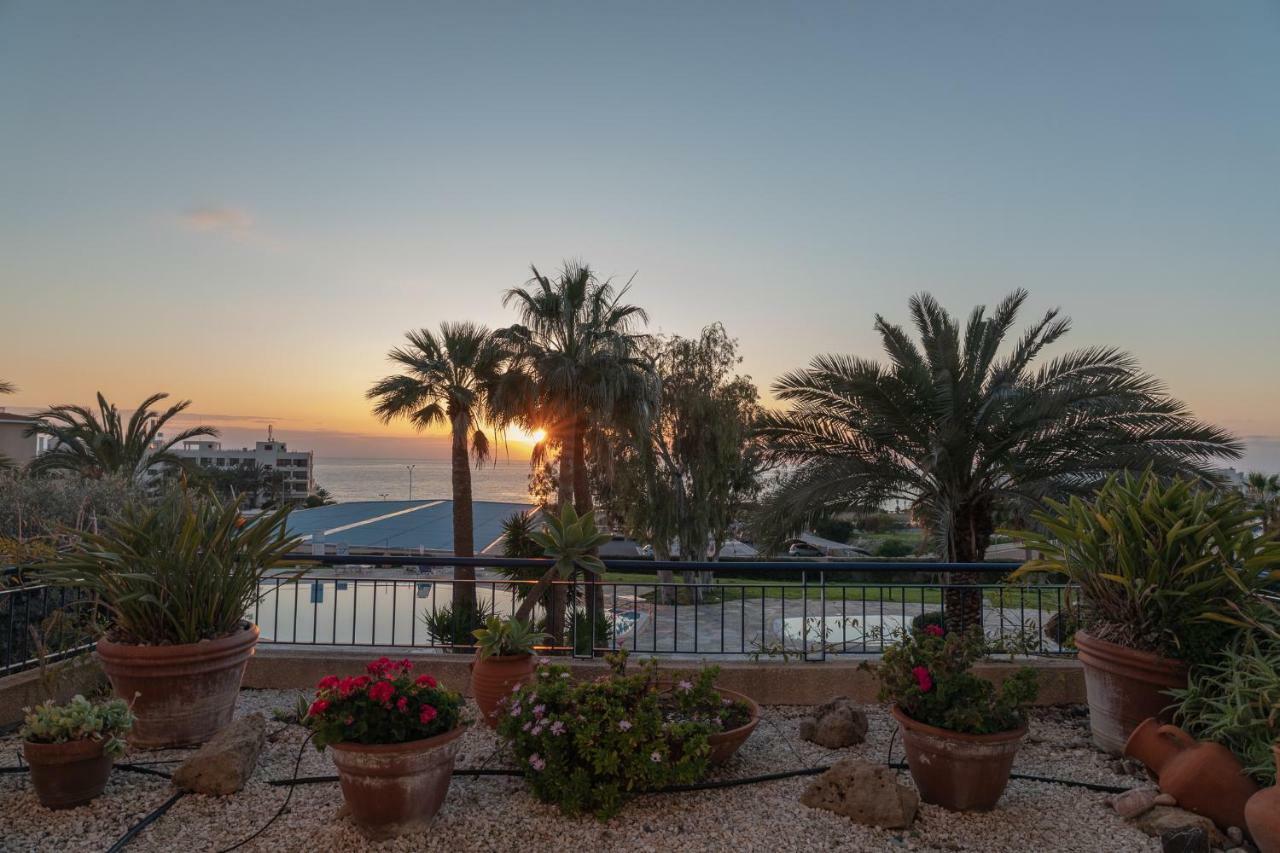 105 Kings Palace - Fabulous 2 Bed, 2 Bath, Large Patio With Garden - Sea Views Paphos Extérieur photo